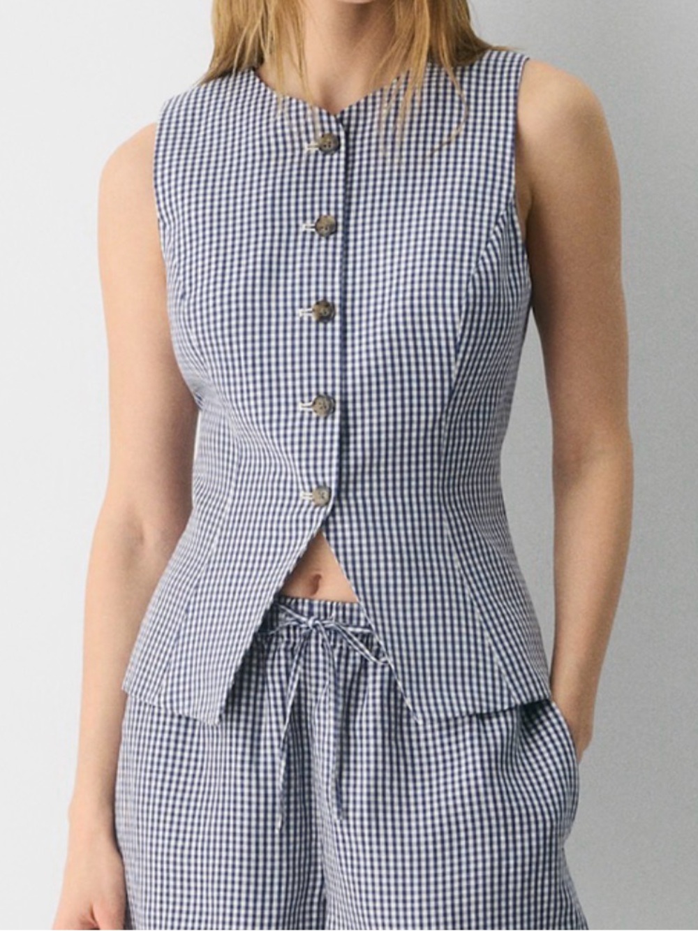 Aritzia Wilfred vest